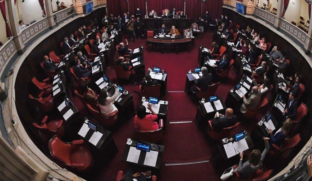 EL SENADO DEBATE LA LEY DE FINANCIAMIENTO DE KICILLOF