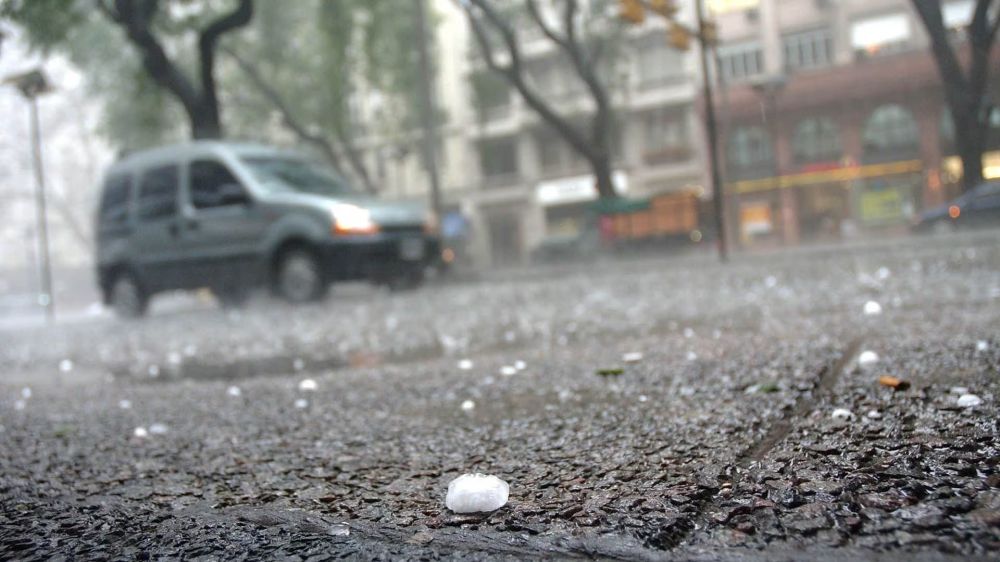 POSIBLE CAIDA DE GRANIZO EN EL AMBA