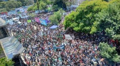 La CGT marcha a Tribunales en rechazo al DNU de Milei