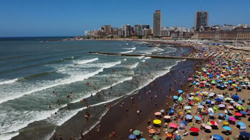 Hubo un 5,8% menos de turistas en Mar del Plata en enero