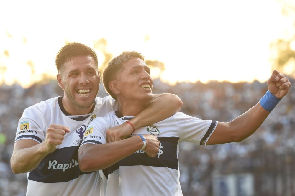 Gimnasia ganó pero dejo muchas dudas