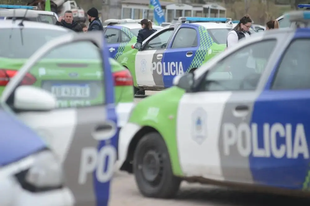 Cuatro ladrones entraron de madrugada a la casa de una terapeuta en La Plata y la desvalijaron