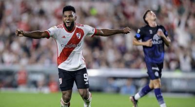 River volvió al triunfo y recuperó la punta de su zona