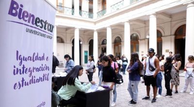 La UNLP otorgó becas de conectividad a estudiantes