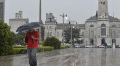 Continúa el alerta amarillo: ¿Hasta cuando lloverá en La Plata?