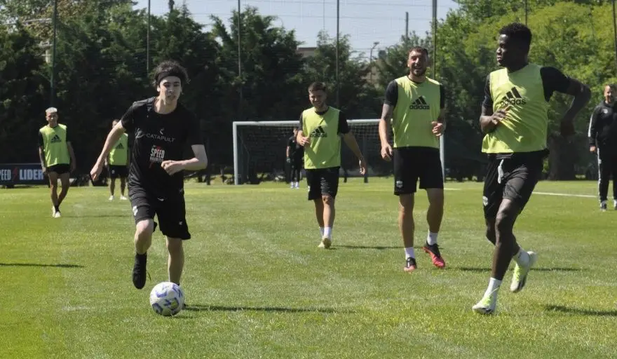 Spreen fue convocado para el partido entre Deportivo Riestra y Vélez