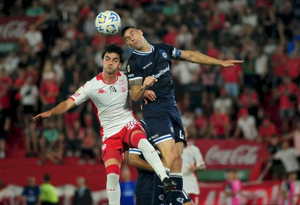 Gimnasia y Estudiantes empataron en sus partidos