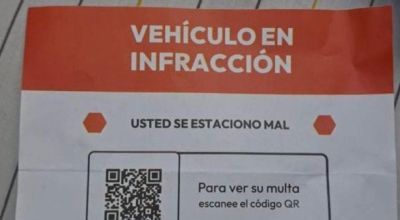 Estafa de multas con código QR: conocé cómo son las obleas oficiales en La Plata