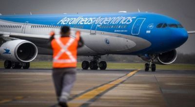 Aerolíneas Argentinas y los sindicatos firmaron un acuerdo y se termina el conflicto