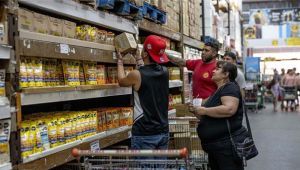 La inflación volvió a registrar una baja mensual